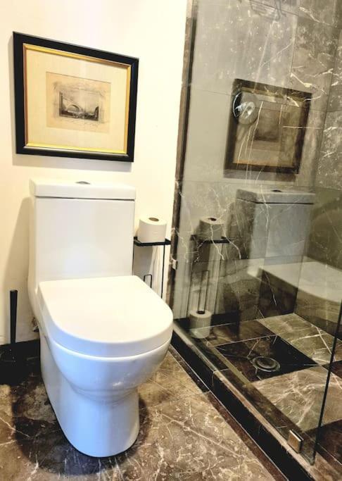 Elegant Boutique In La Roma 2br/2ba/terrace Apartment *